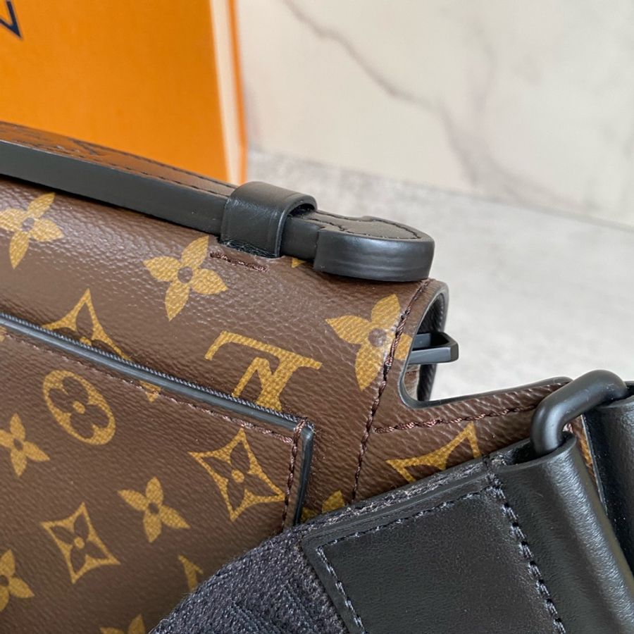 ⭐️好價入手 可分期 LV S LOCK 經典Monogram帆布腰包 |送禮自用|老花經典|狀況極佳-13