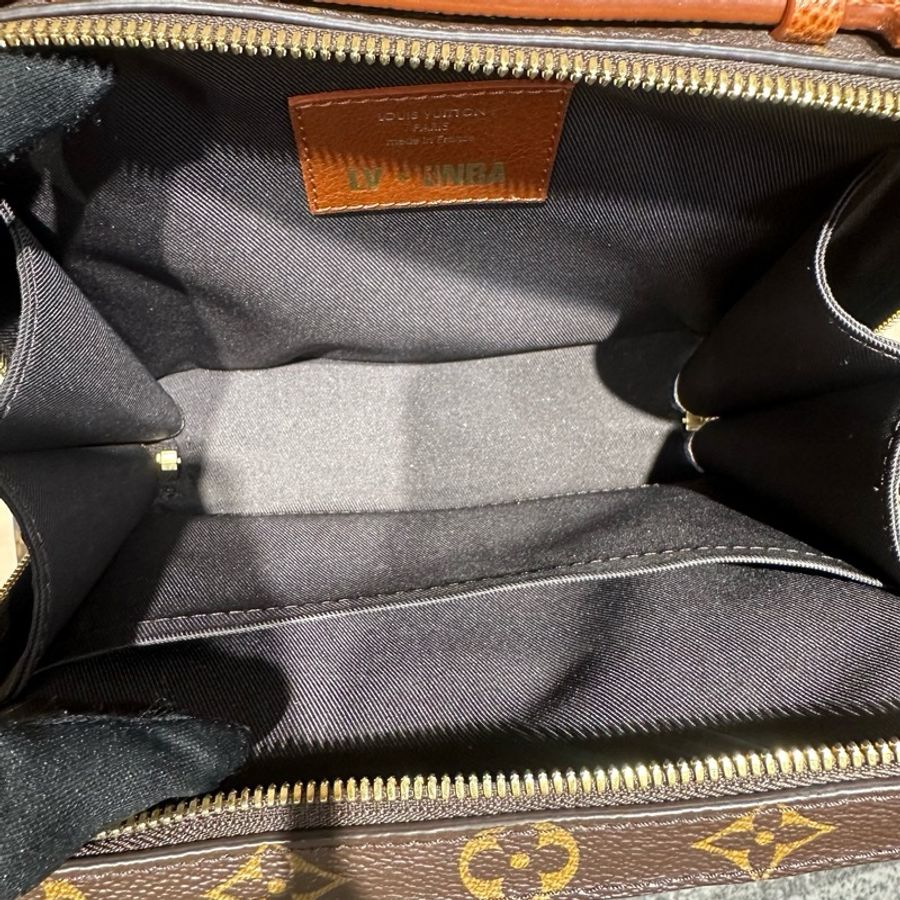 LOUIS VUITTON x NBA 联名款 Trunk 经典老花 软盒子小方包手提包单肩包斜挎包-8