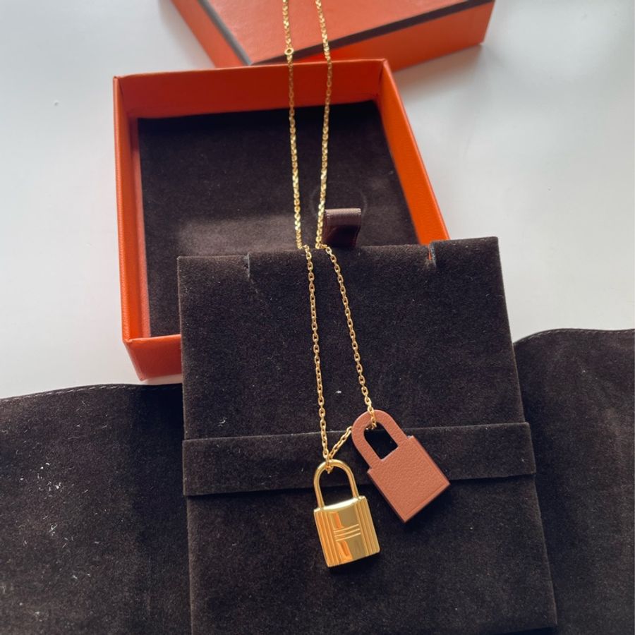 Hermes O Kelly necklace-9