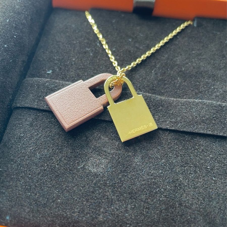 Hermes O Kelly necklace-13