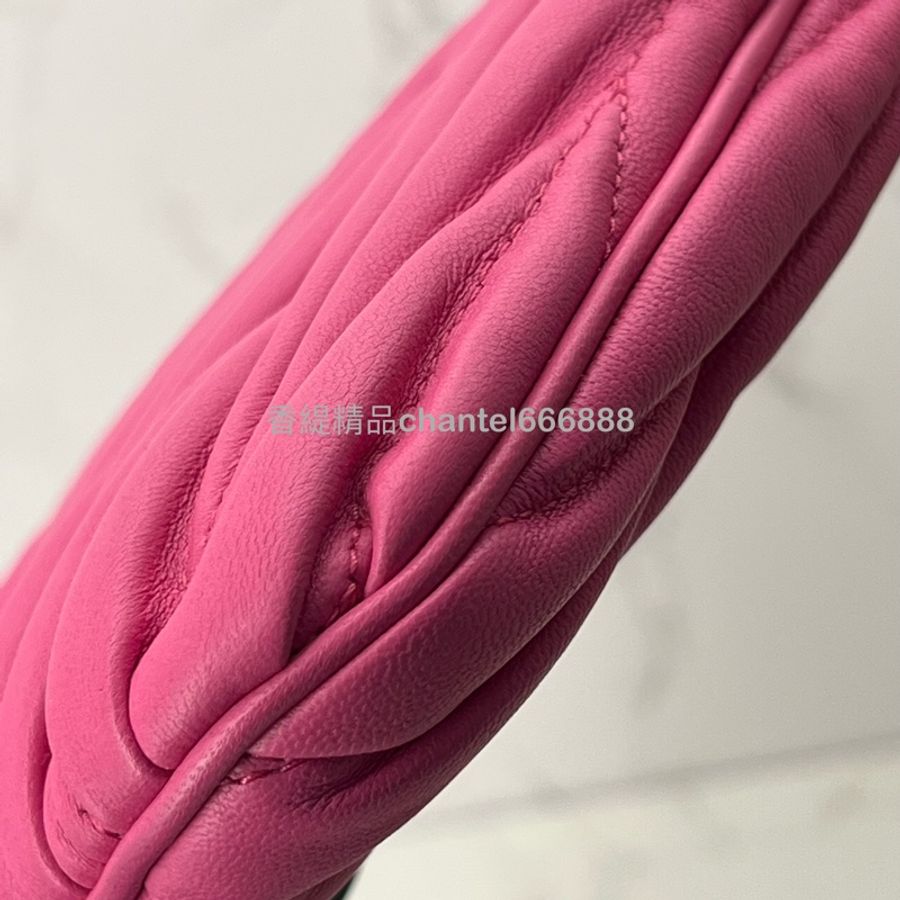 💗香緹國際精品💗 556 Miu Miu 小羊皮肩背包-4