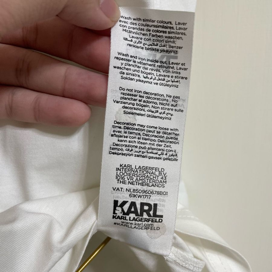 Karl 白t-11