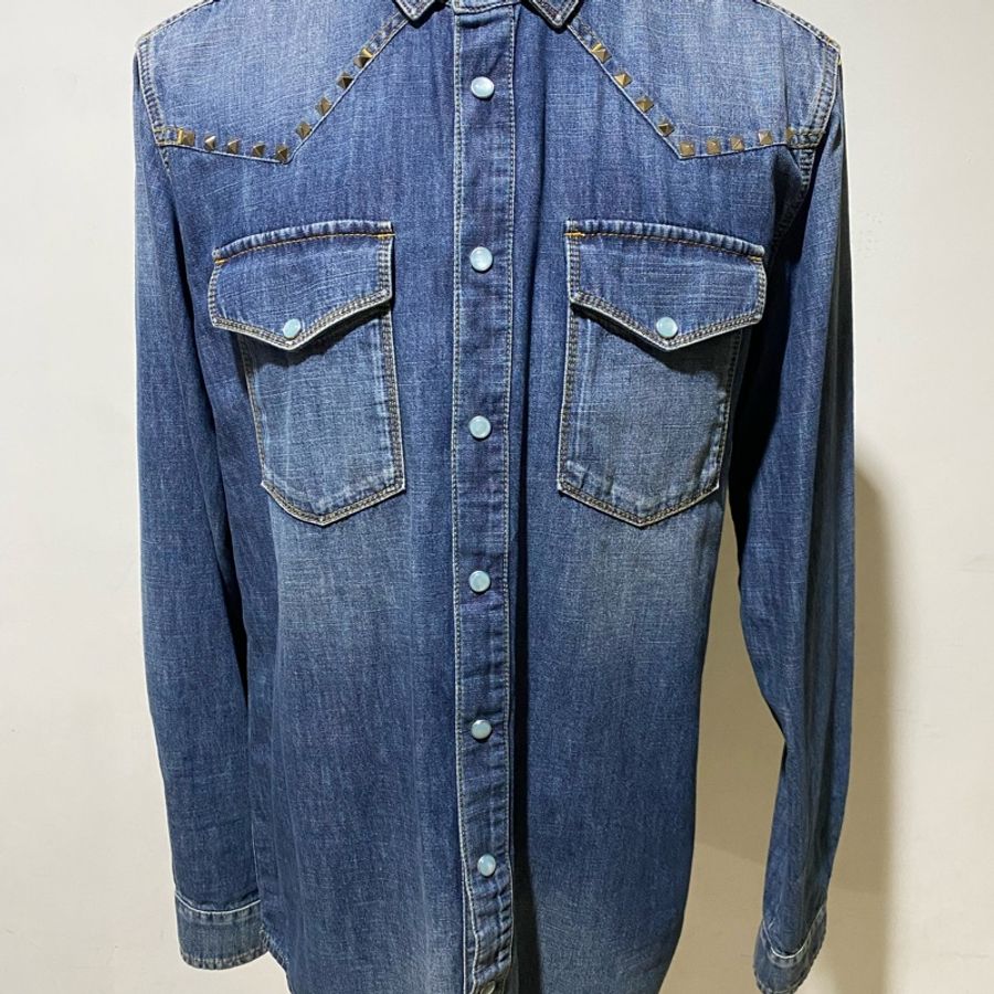 VALENTINO 藍色飾金色卯釘牛仔襯衫-0