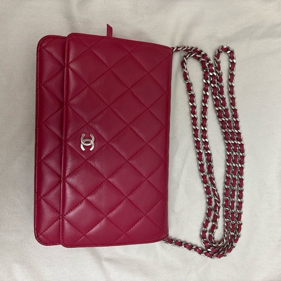 酒紅色CHANEL WOC 銀扣 附保卡-9