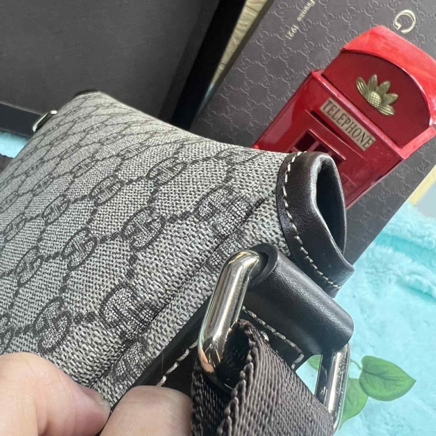 💥Gucci 防水 PVC 223666下蓋掀蓋磁釦 斜背包/郵差包（中性款）💥-49