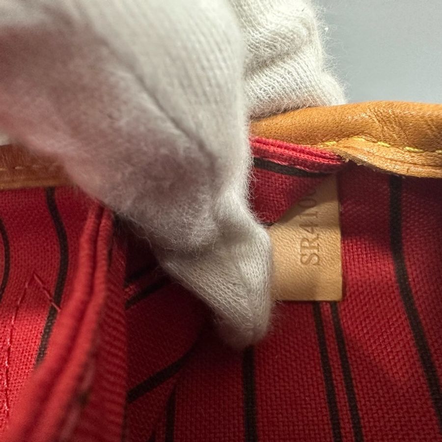LV m46987 原花金釦neverfull 肩背包 MM-71