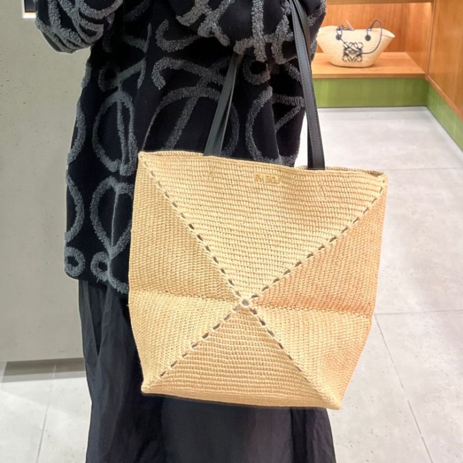 🎉新品好折扣✨Loewe 中型酒椰纖維 Puzzle Fold 托特包 自然色-6