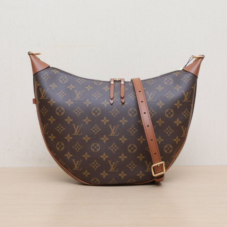 LOUIS VUITTON LoopHobo大豌豆月亮包老花PVC晶片肩背包-1