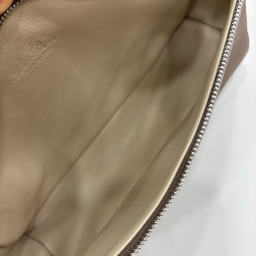 Loro Piana L19 大象灰銀色 23年購證 尺寸:19×11×6.5cm-8
