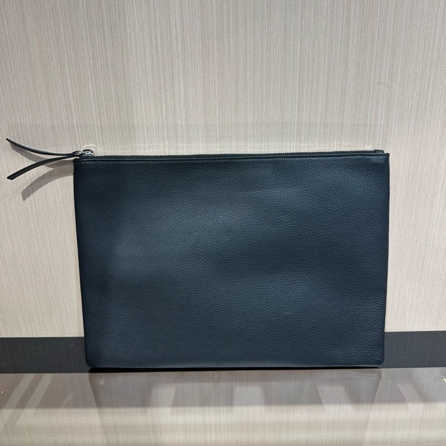 Balenciaga巴黎世家 字母微标Logo拉链开合 手拿包-6