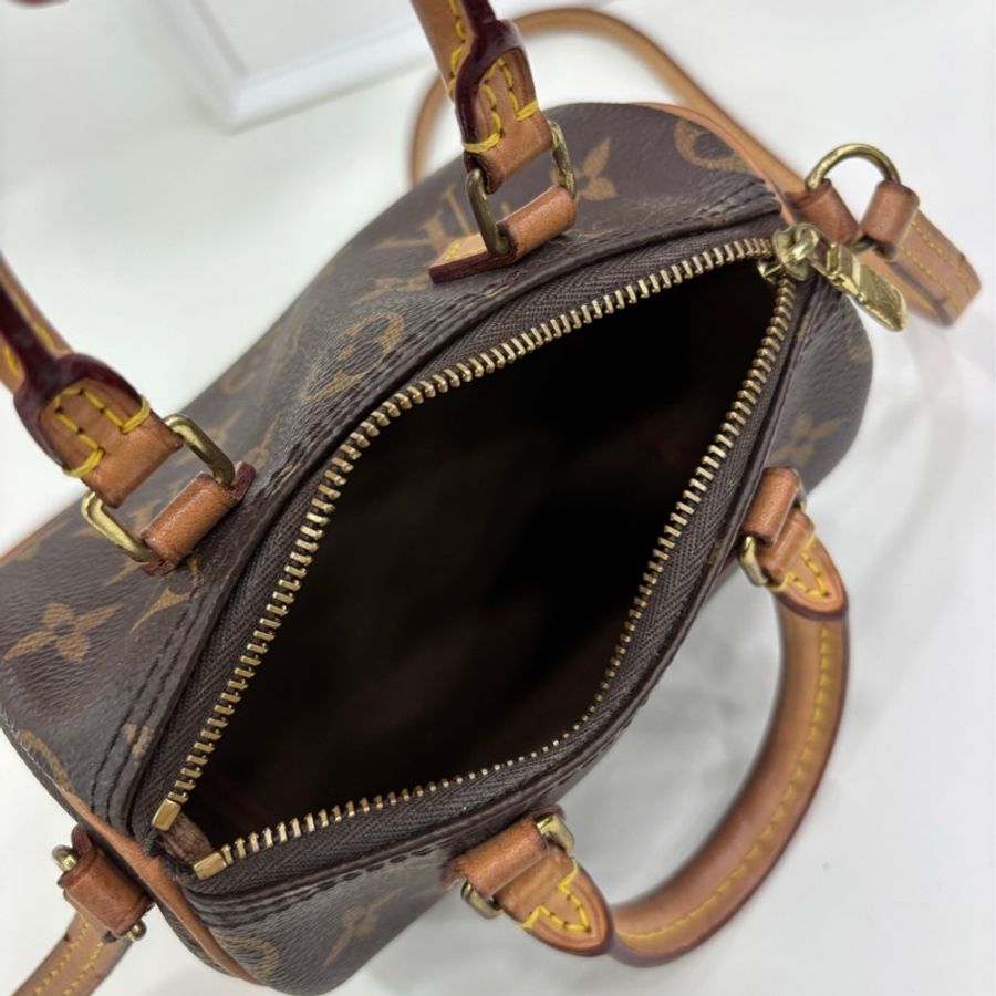 LV路易威登經典老花speedy nano(舊款不可調節肩帶)手提斜背包。 20年編碼-5