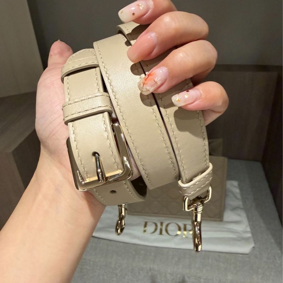 Dior Book 奶茶 裸 淡米色 裸奶Macrocannage 五格 大籐格紋 小牛皮 托特包 手提包 側背包 肩背包 斜背包-32