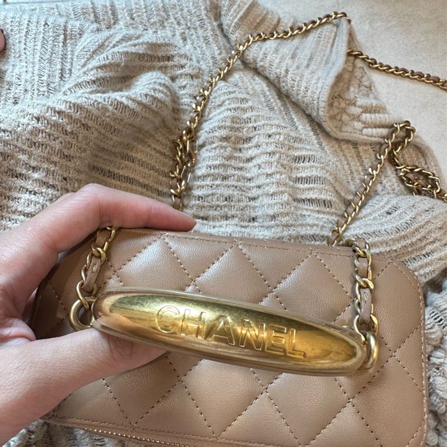 Chanel 長盒子 化妝包 側背包 米色 台灣專櫃購入全配-18