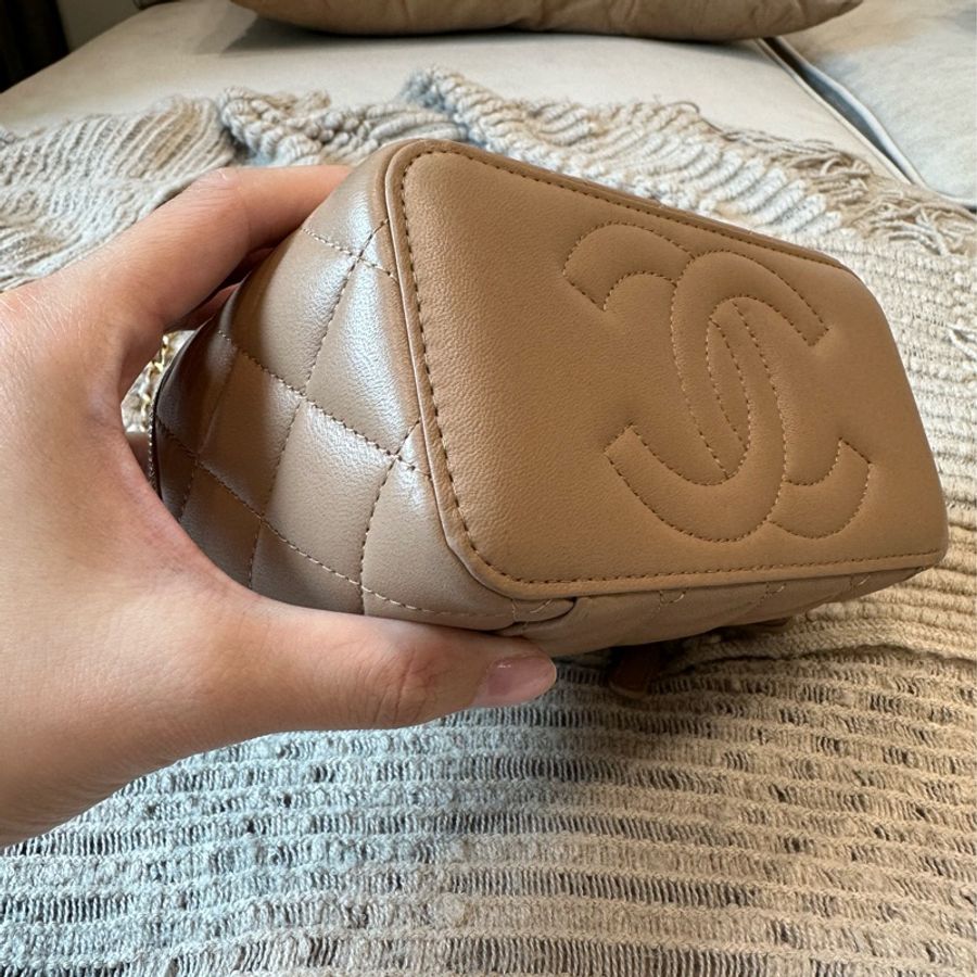 Chanel 長盒子 化妝包 側背包 米色 台灣專櫃購入全配-40
