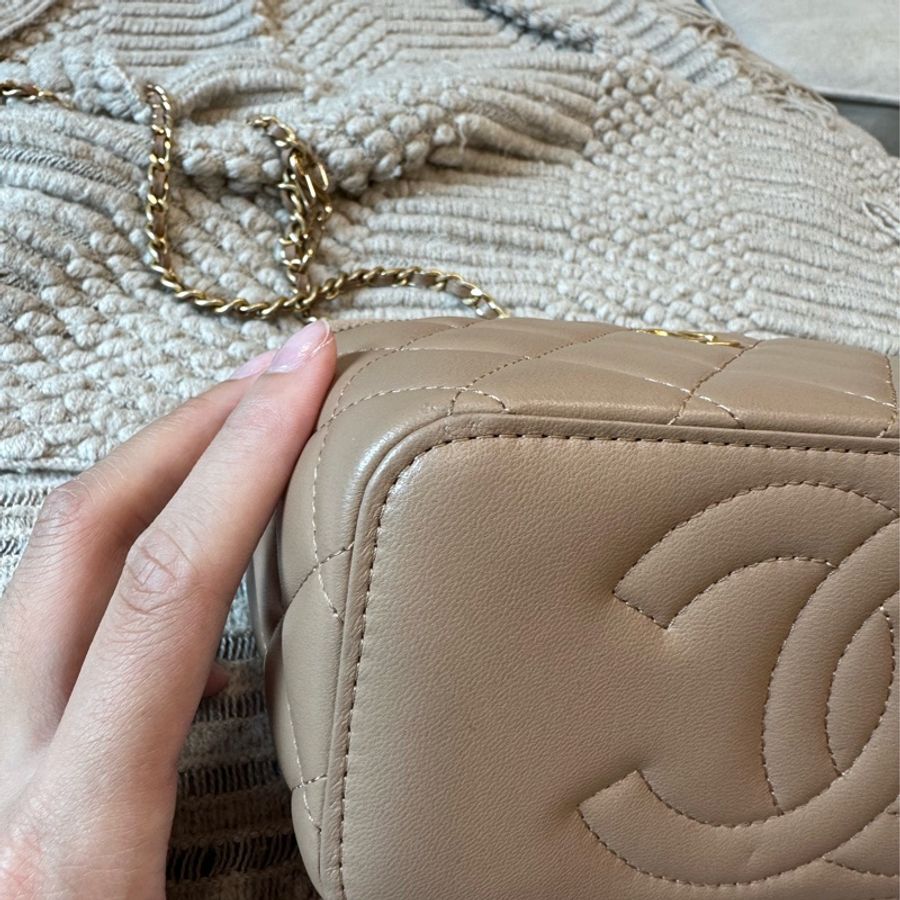 Chanel 長盒子 化妝包 側背包 米色 台灣專櫃購入全配-43