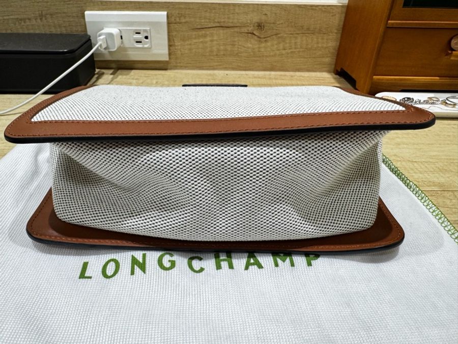 LONGCHAMP BOX-TROT小牛皮帆布拼接金屬LOGO翻蓋斜背包(M/白蘭地酒)-3