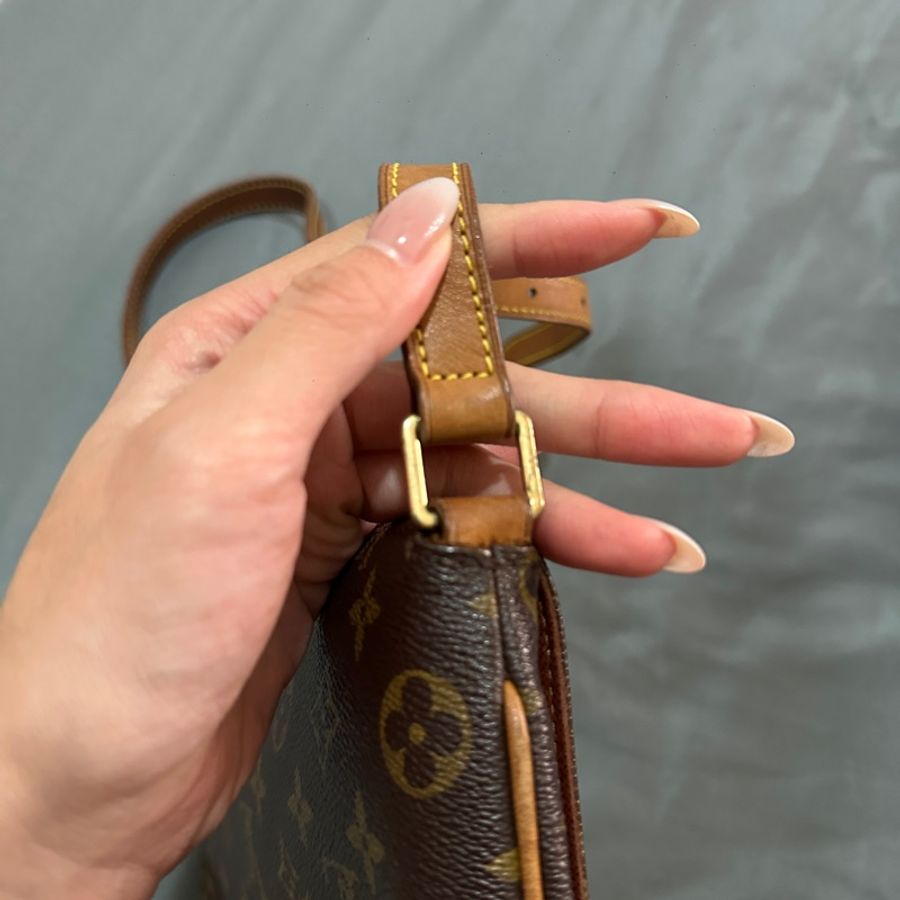 LOUIS VUITTON LV 王妃包 肩背包 信封包 老花-22