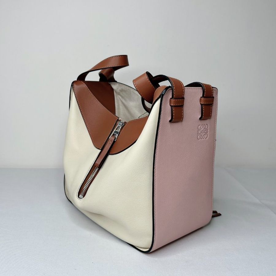 LOEWE Hammock拚色吊床包-4