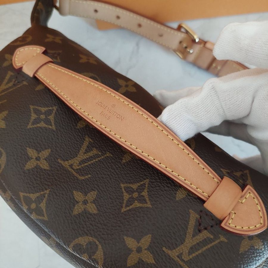 LV M43644 Bumbag🎀現品實拍 🎀 Monogram老花字紋 腰包 斜背包 胸口包-21