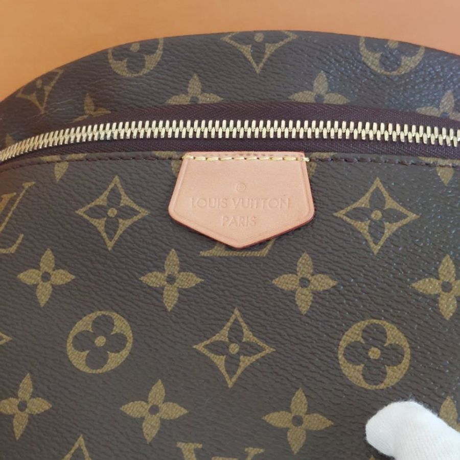 LV M43644 Bumbag🎀現品實拍 🎀 Monogram老花字紋 腰包 斜背包 胸口包-69