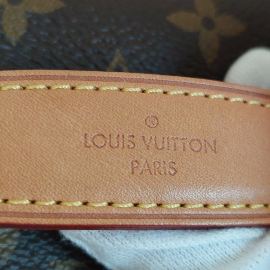LV M43644 Bumbag🎀現品實拍 🎀 Monogram老花字紋 腰包 斜背包 胸口包-73
