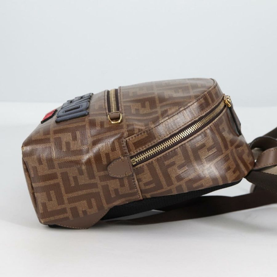 【日本直送】FENDI Zucca 背包 PVC FILA 合作款棕金正品 BA4876-3