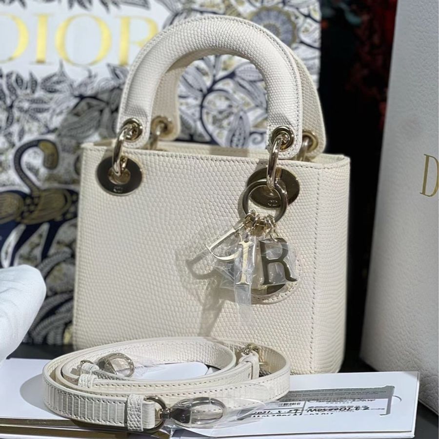 Dior三格白色蜥蜴皮金扣戴妃包,2021年購入-3