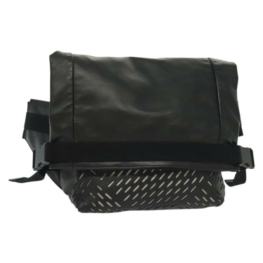 【日本直送】BOTTEGA VENETA 腰包 黑色真皮 正品 bs29314-0