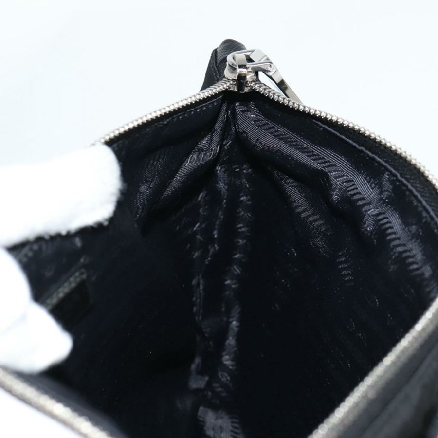 【日本直送】PRADA 手拿包 Saffiano 尼龍 黑色 銀色 Auth am9108V-19