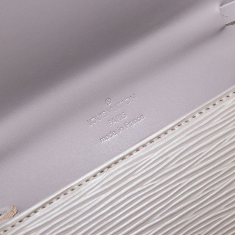 【日本直送】路易威登 Epi Biarritz 肩背包 淡紫色 M5293B LV 正品 gh932-16