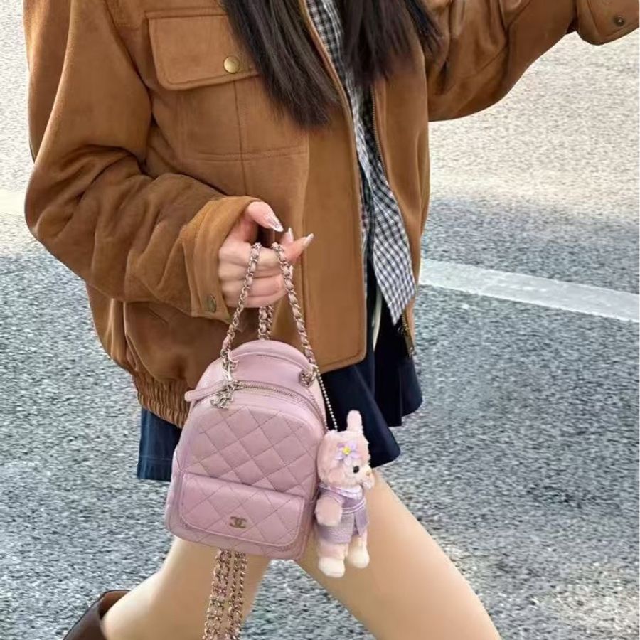 全🆕 Chanel/香奈兒 mini 櫻花粉小書包鏈條雙肩包芯片款,尺寸:14*18*7cm-3