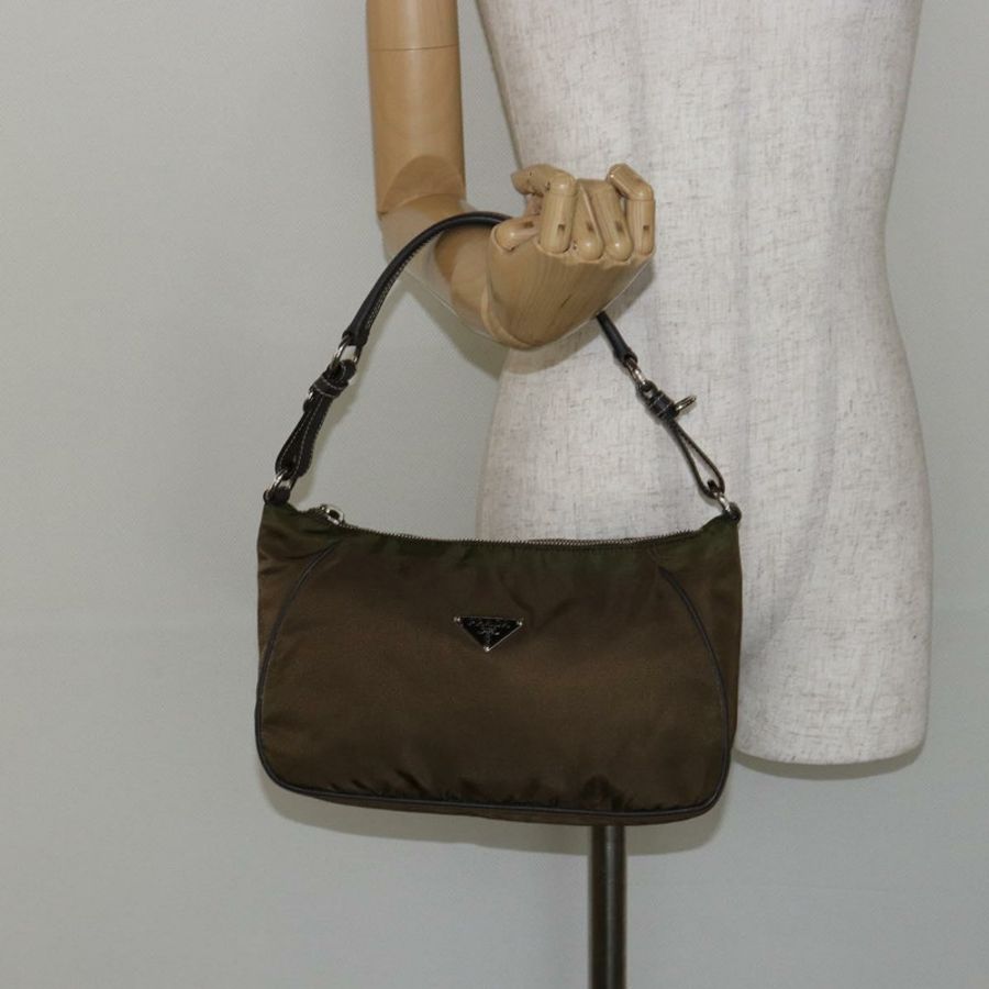 【日本直送】PRADA 尼龍卡其色銀色單肩包 正品 145010-23