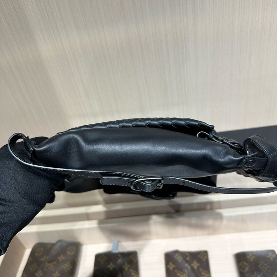 Bottega Veneta葆蝶家黑色编织腰包-12