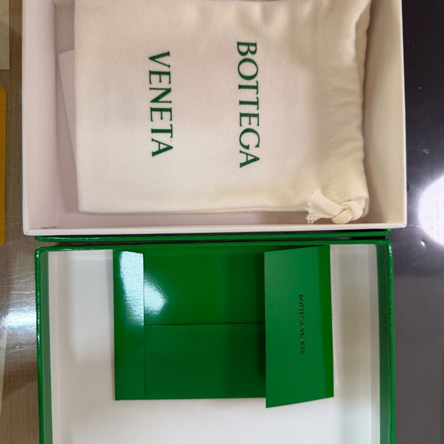 Bottega Veneta BV 名片夾-11