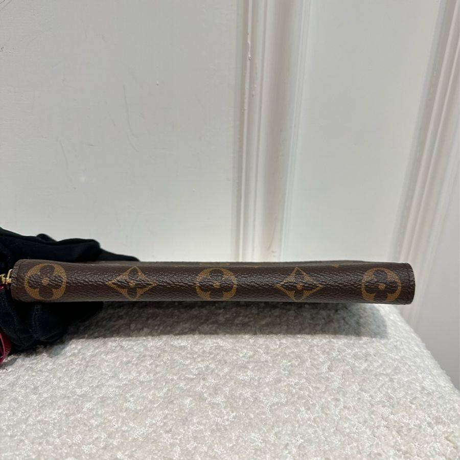 LOUIS VUITTON Monogram Zippy 長夾/紅拉鍊款-2