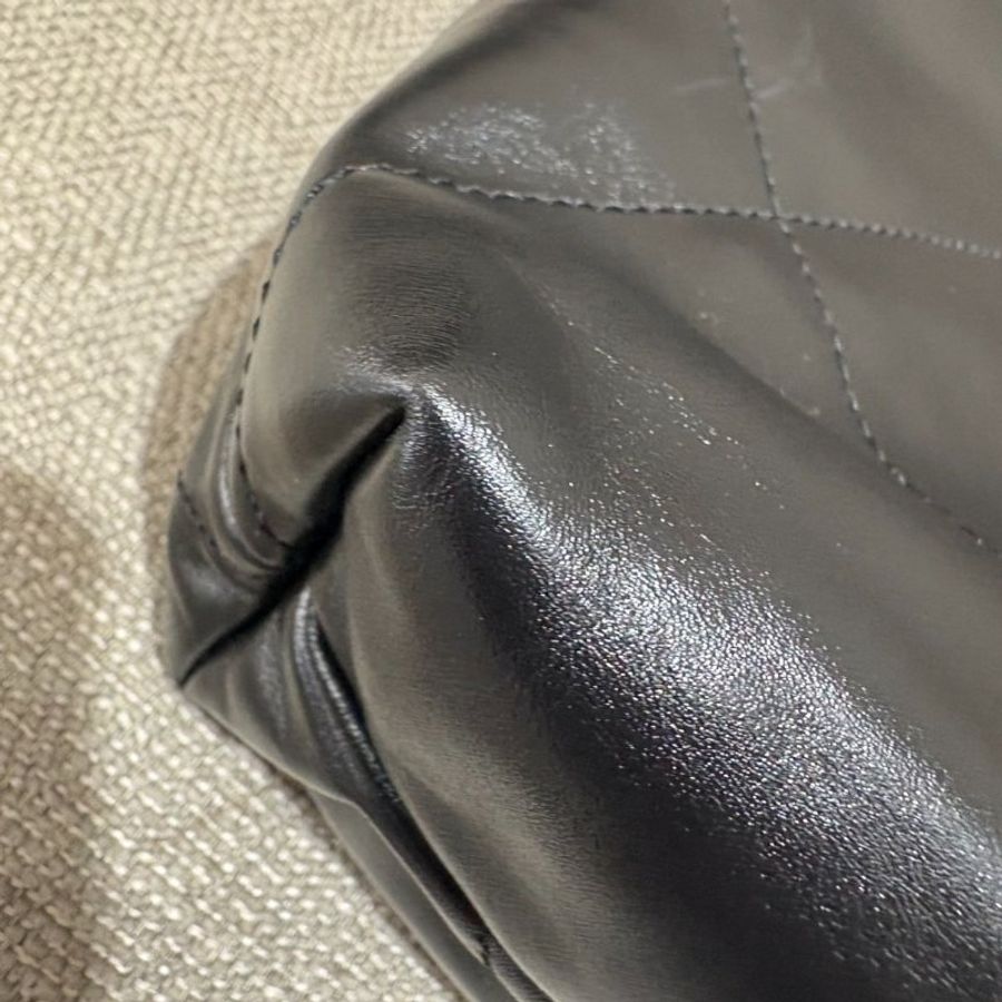 CHANEL 22BAG 中號 經典黑金 狀況新-4