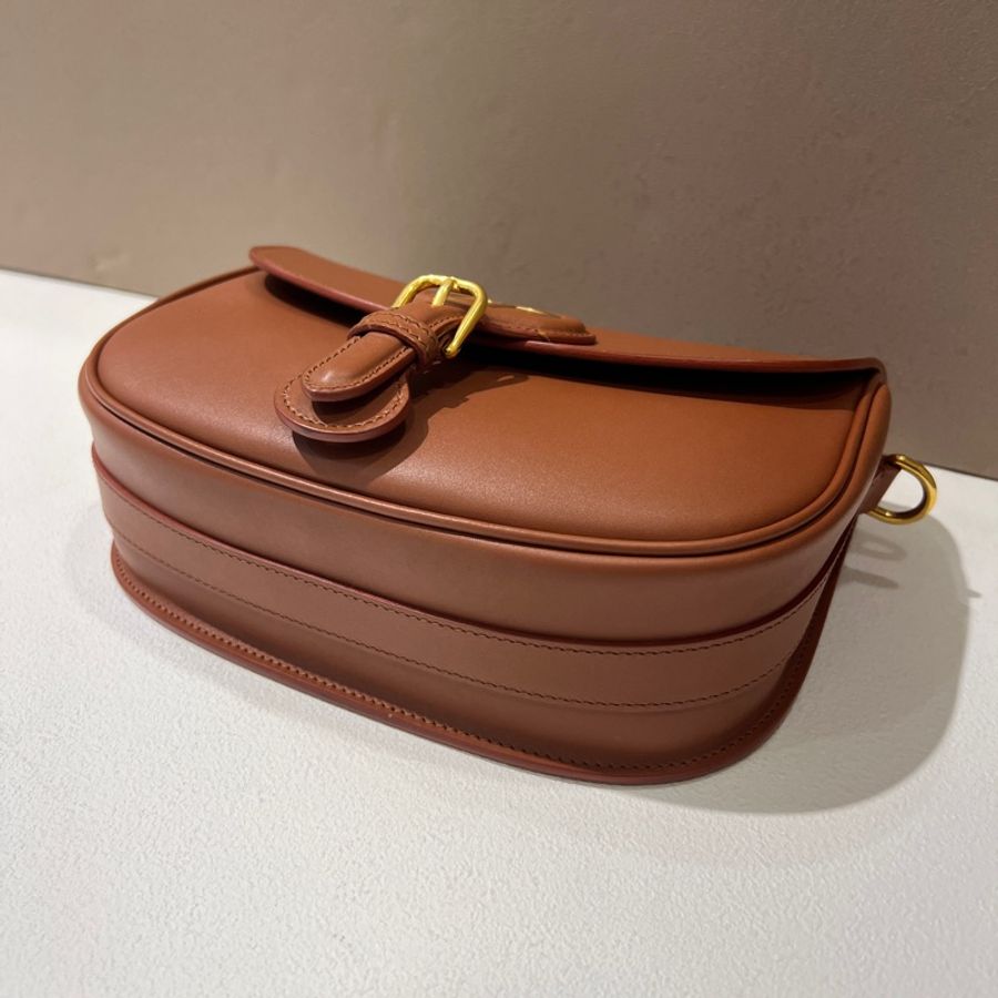 Dior BOBBY 駝色小牛皮側背包-5