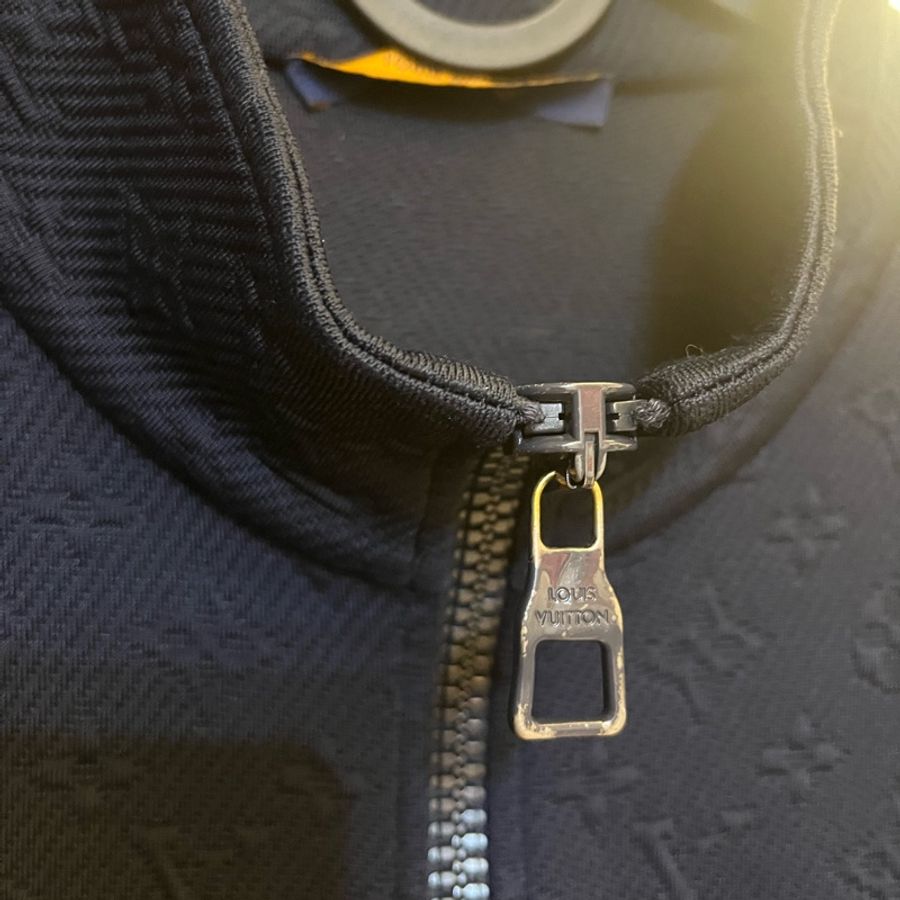 LV monogram 抓絨運動衫-3