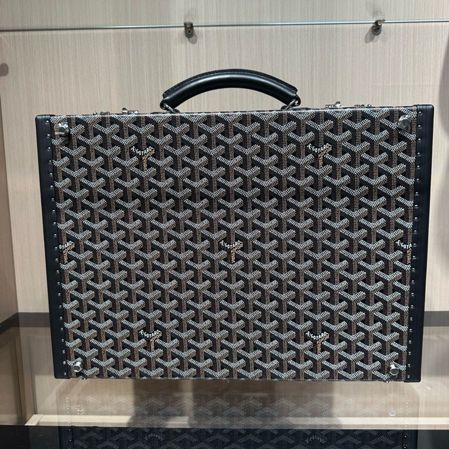 GOYARD 戈雅Manoir 老花满印锁扣开合 公文包-0