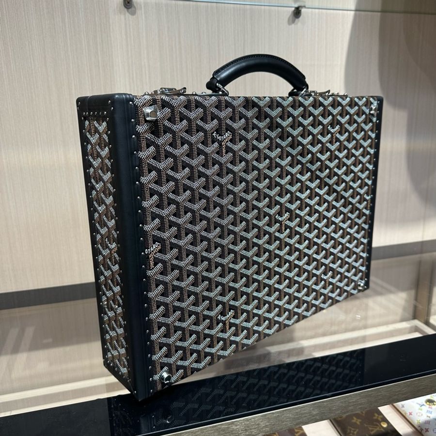 GOYARD 戈雅Manoir 老花满印锁扣开合 公文包-1