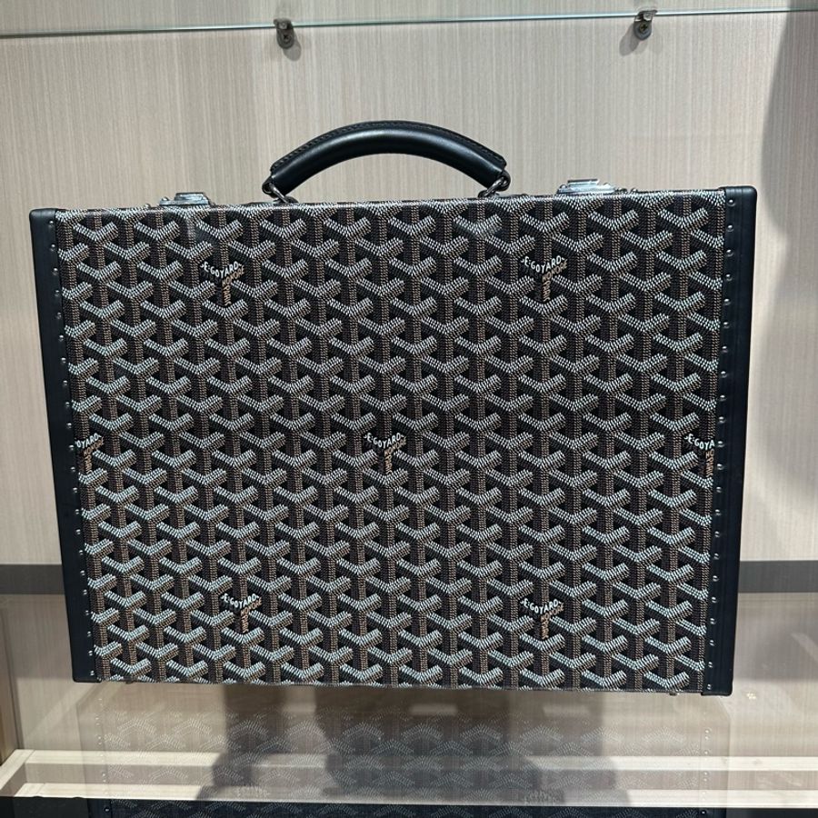 GOYARD 戈雅Manoir 老花满印锁扣开合 公文包-11