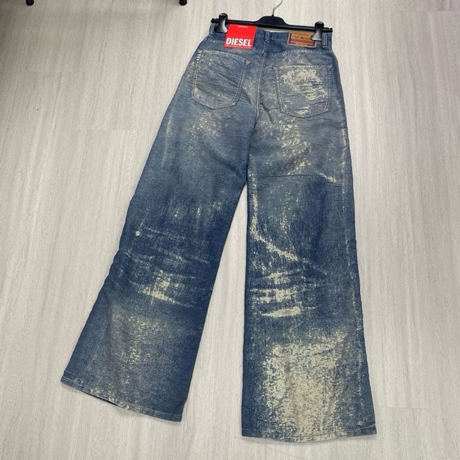 Diesel 女款 牛仔褲28碼-2