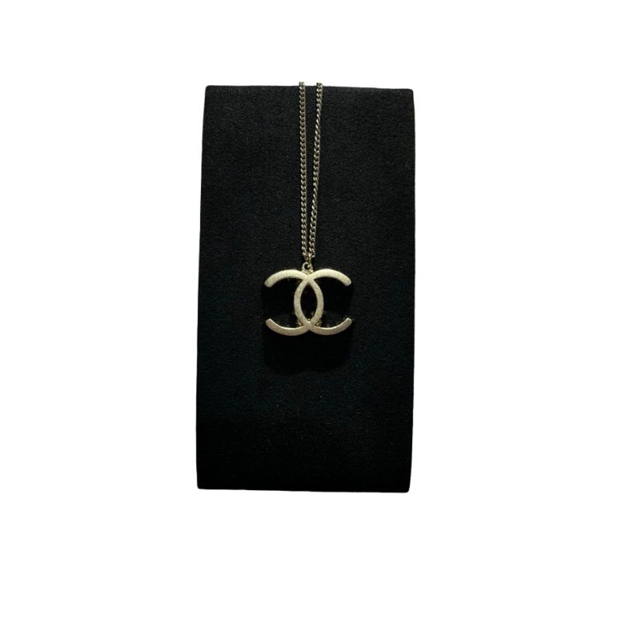 CHANEL NECKLACE-0