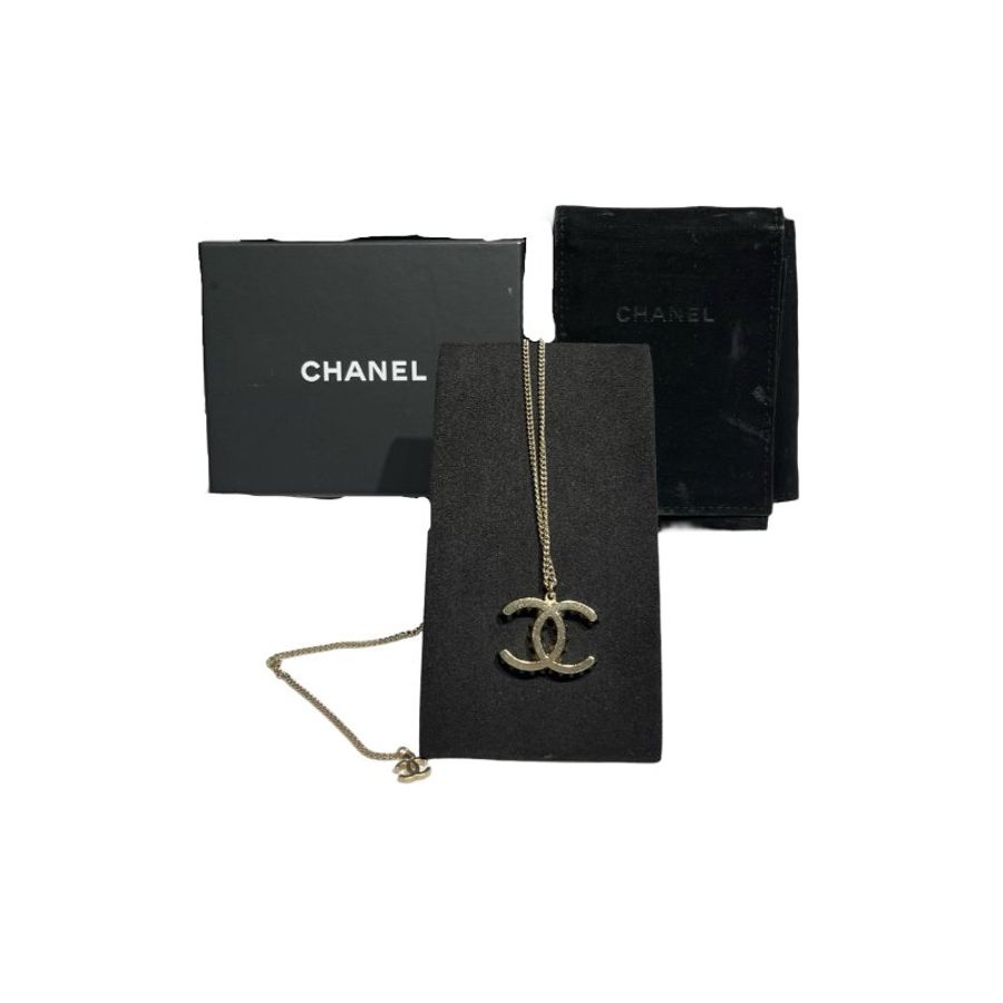 CHANEL NECKLACE-1