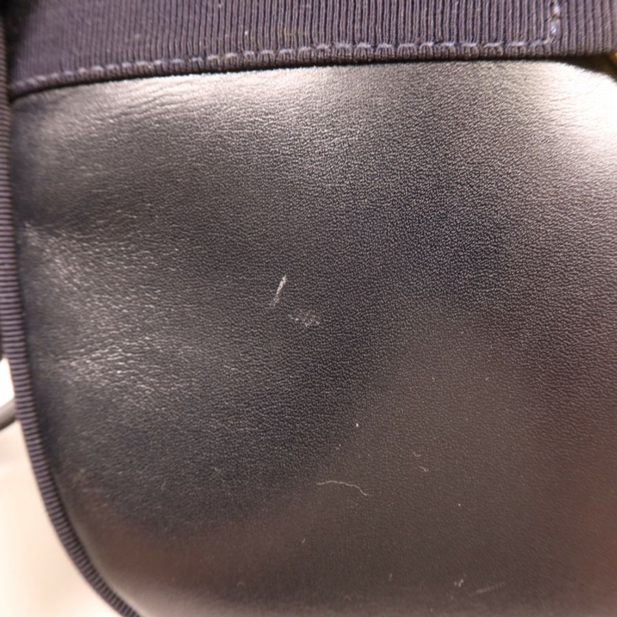 Salvatore Ferragamo 牛皮皮革Shoulder Bag金扣肩背袋-8