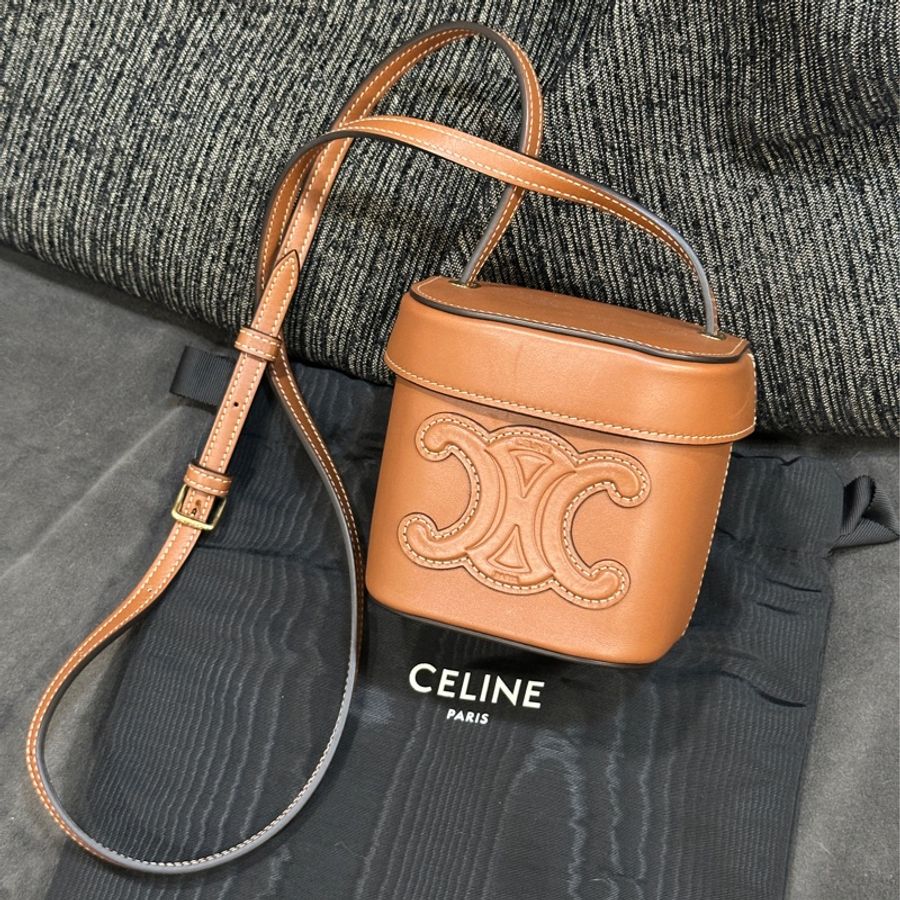 🈶購證 #99新閒置 #超甜價割愛 Celine焦糖棕小方盒斜挎包-5