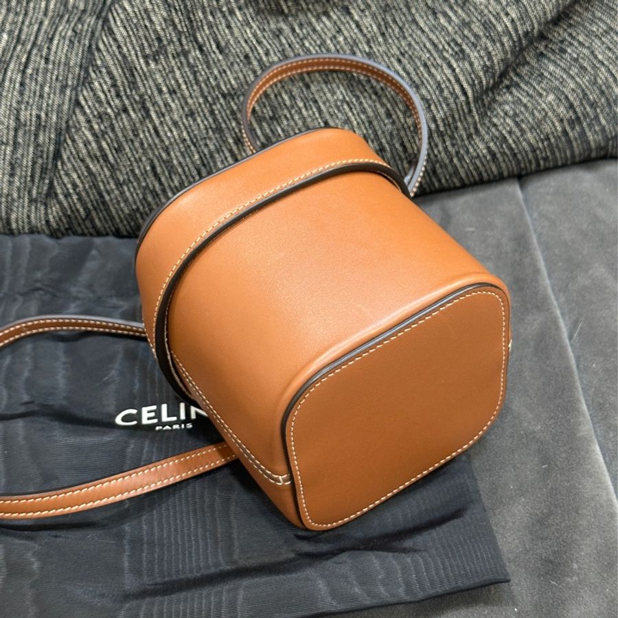 🈶購證 #99新閒置 #超甜價割愛 Celine焦糖棕小方盒斜挎包-13