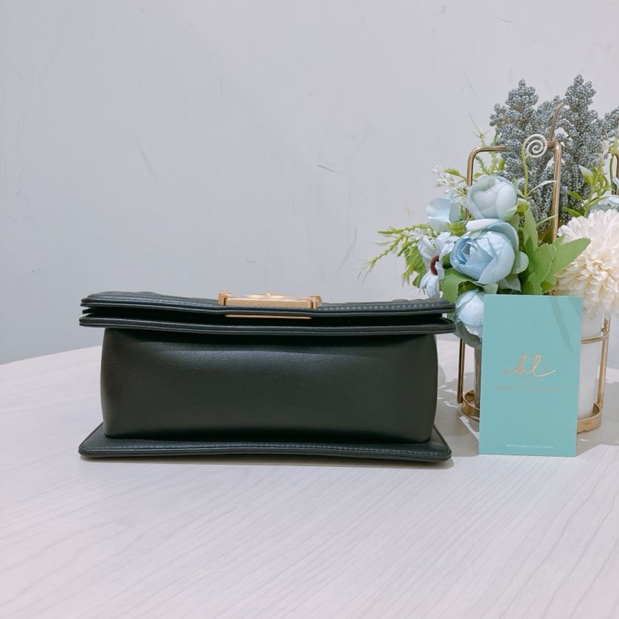 TK1841 Chanel 香奈兒經典小號小牛皮黑色金扣Boy 20 CM Calfskin Black X GHW-21