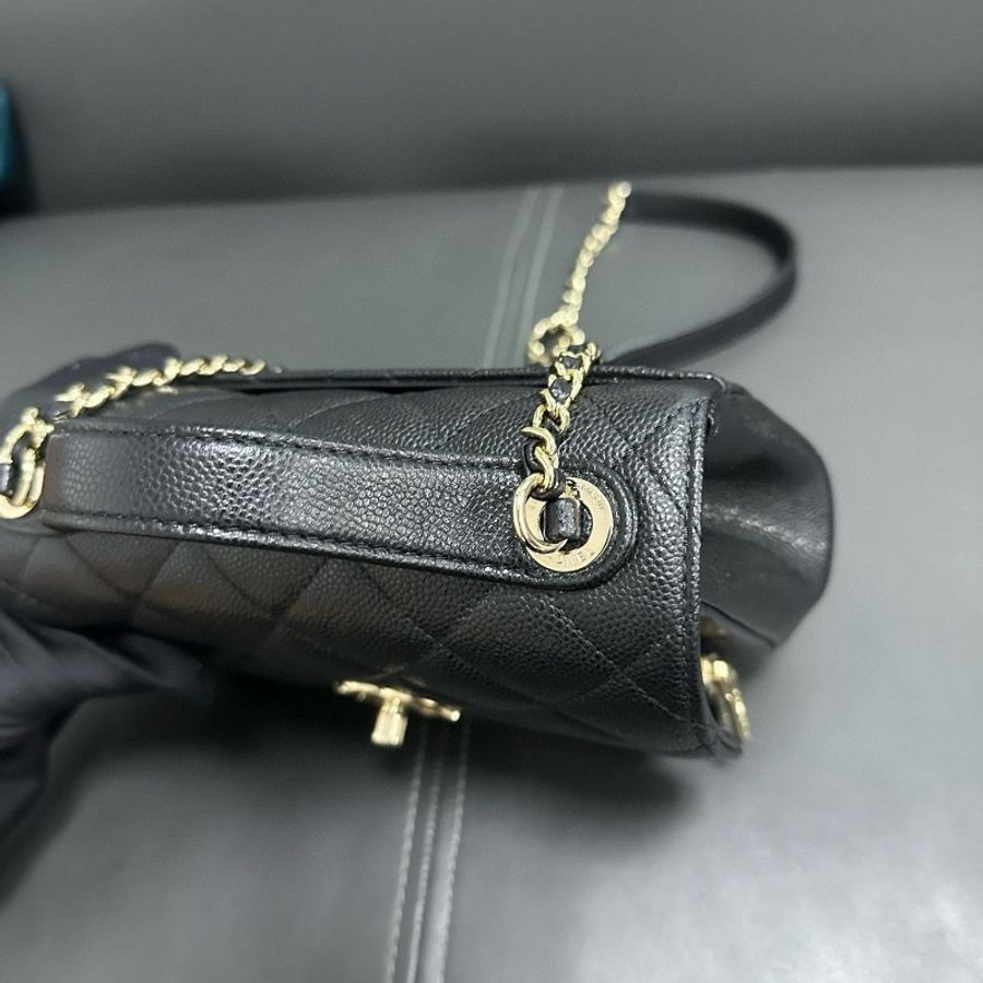 Chanel business affinity bag-19