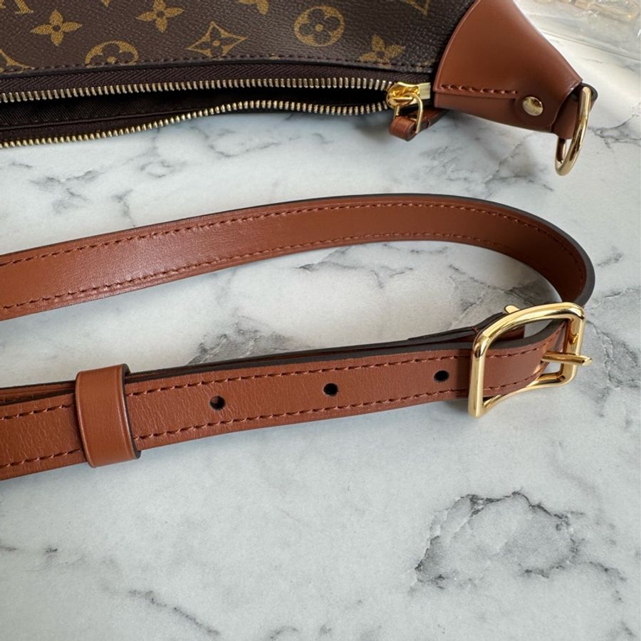 LV M46311花紋loop hobo-35